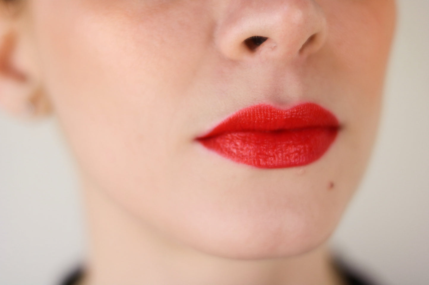 LIPBAR 4 "Vibrant Red"